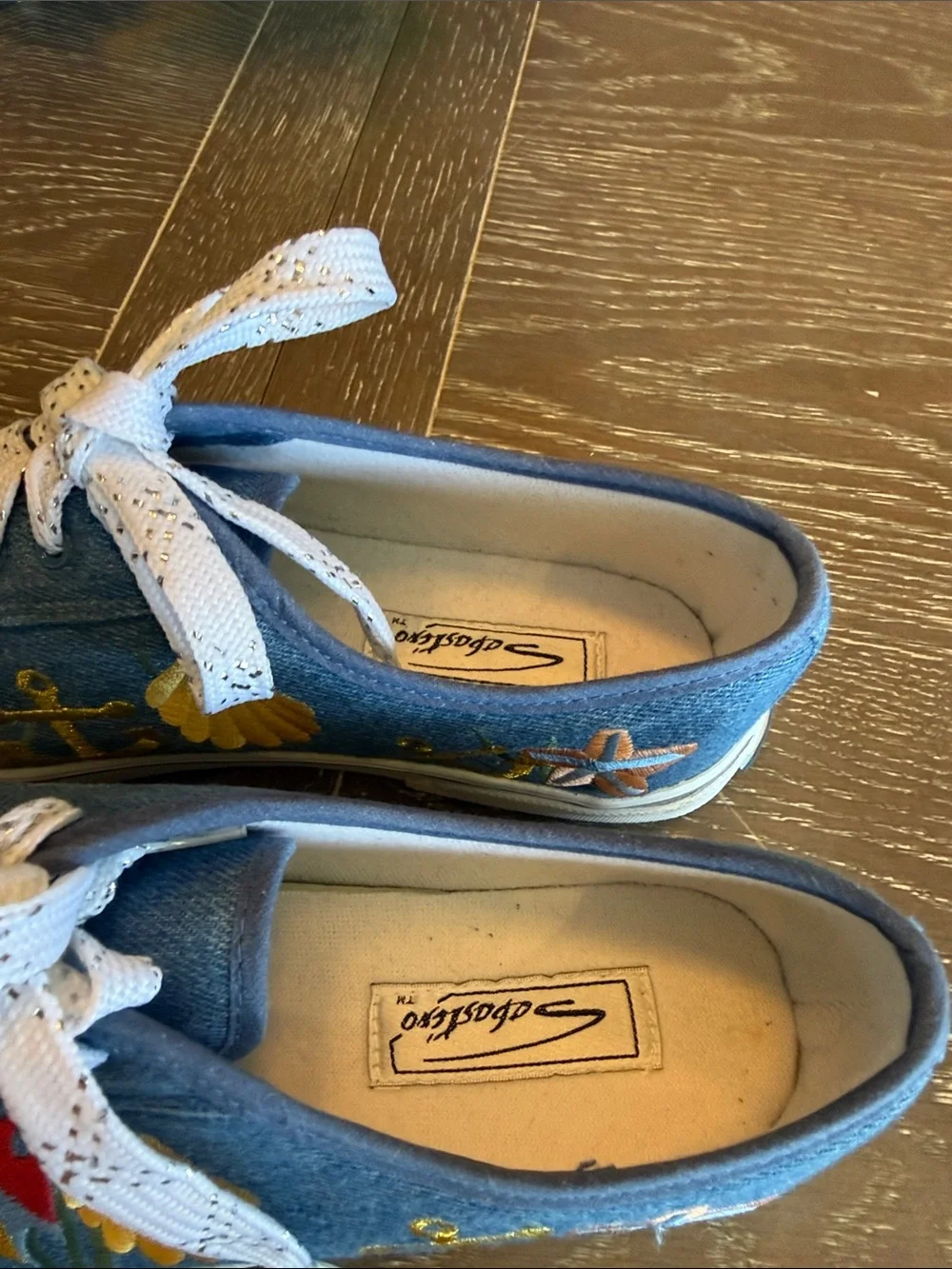 Sabastino vintage sneaker embroidered denim sea theme Pisces style size 8 womens